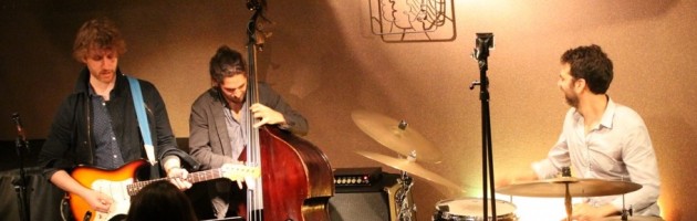 知的で洗練されてて音楽性豊かな素晴らしいサウンド