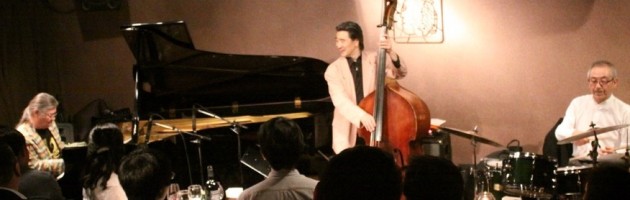 新緑の皐月晴れの中 皆さま「山本ワールド」でストレス発散