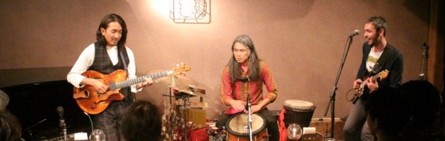 自由人たちのきれいな音色の音の会話を楽しんだ夜