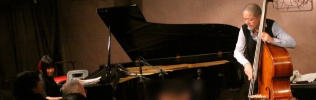 緊張感のある二人の演奏による対話に幸せな気分に
