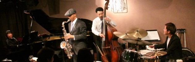 緊張感と深いグルーブの気持ちい演奏を堪能