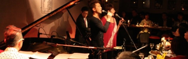 ステージと客席がまさに一体となって…