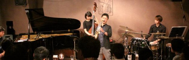 世界デビューの頃の新進気鋭「小曽根青年」の曲を若者と共有したステージ