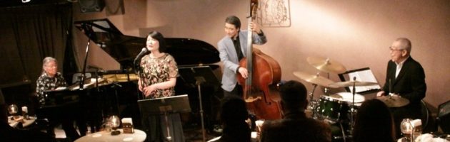 ファンの方々と一緒にリラックスして楽しんだ週末の夜